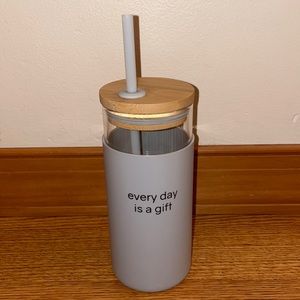SIPS “Every Day Is A Gift” 18oz Glass Tumbler